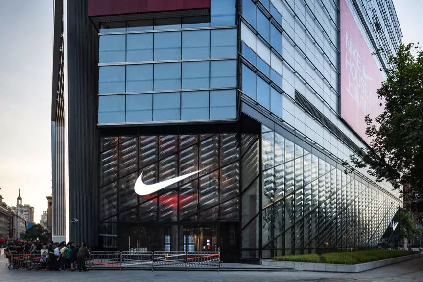 小众高端服装店怎么运作,未来高端服装店怎样做有前景