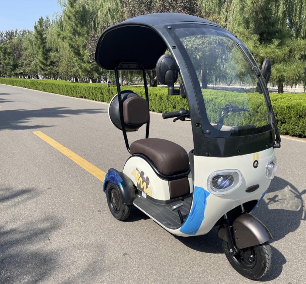 带蓬电动三轮车续航多少公里,电动三轮车小型带雨棚