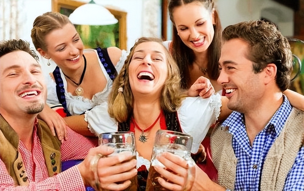 恭喜那些从来不参加同学聚会的人,不参加同学聚会的人都是什么心态