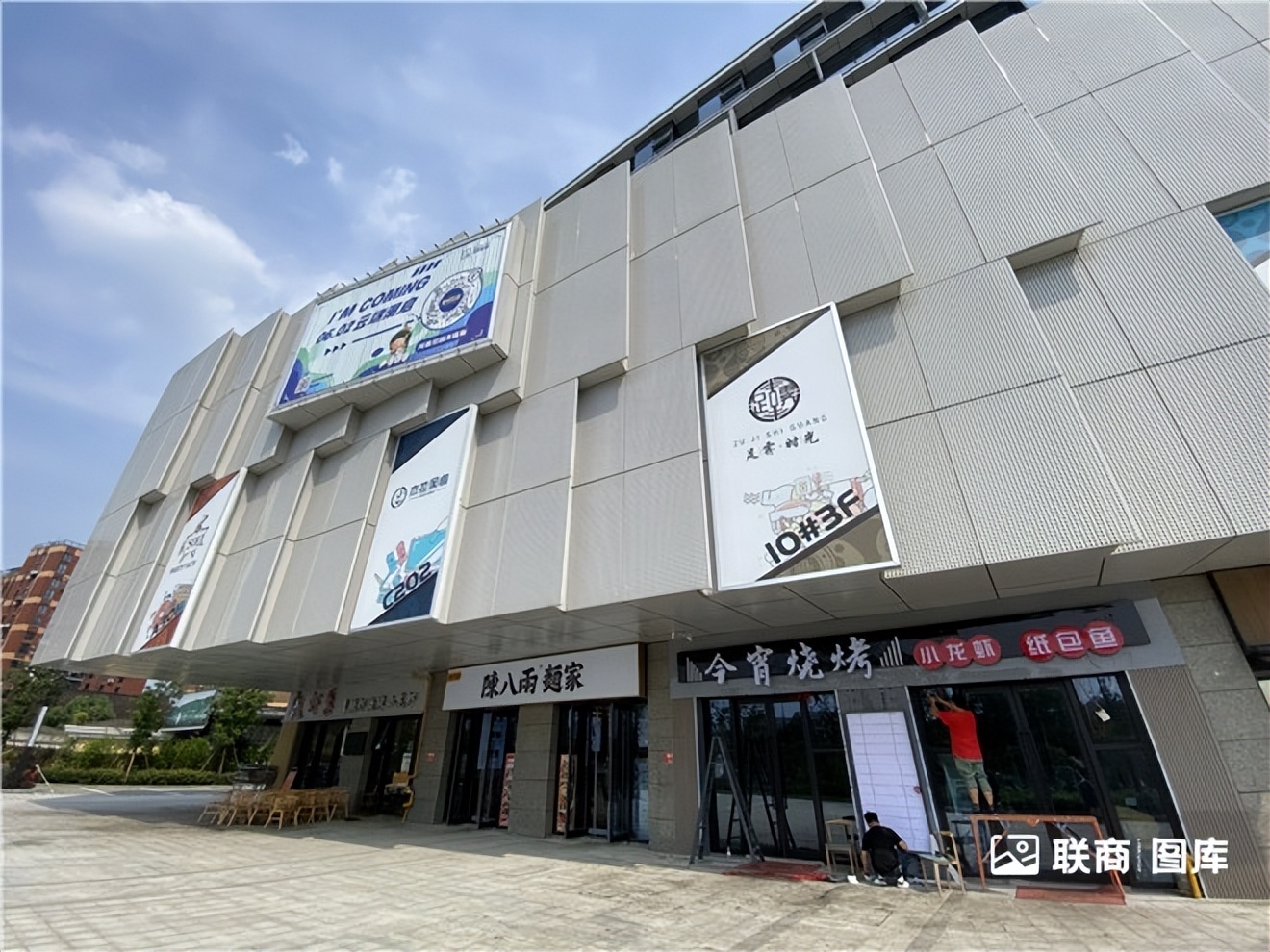 “鸽王”、潮玩街区…实探杭州近期新开的三个商场