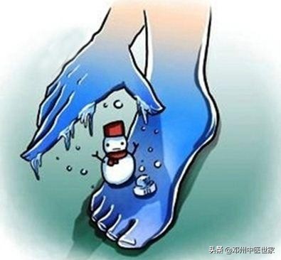 手脚冰凉怕冷三味中药坚持用七天,手脚冰凉在被窝暖一夜都不热