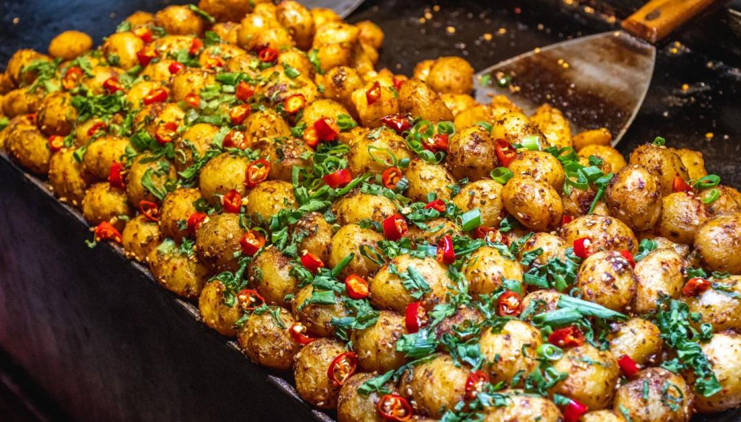 恕我直言，学会这“科学烧烤法”，淄博烧烤也就...