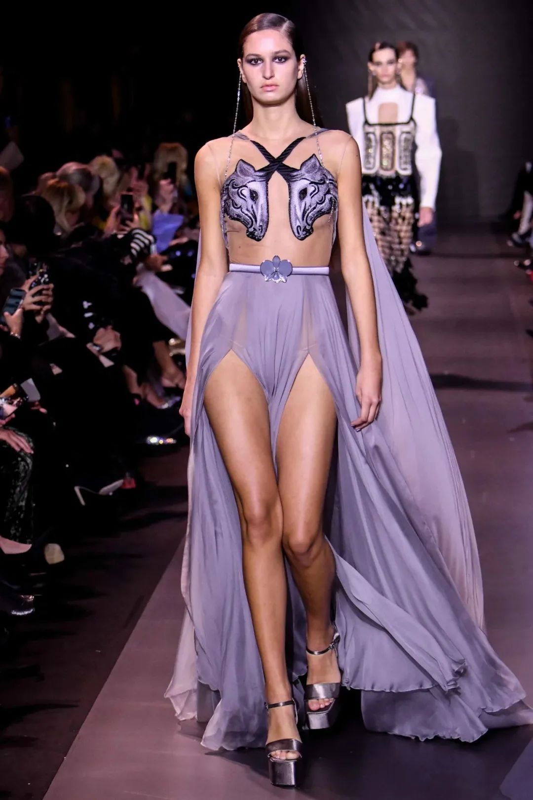 georgeshobeika2018时装秀完整版,georgeshobeika2018年的秀场