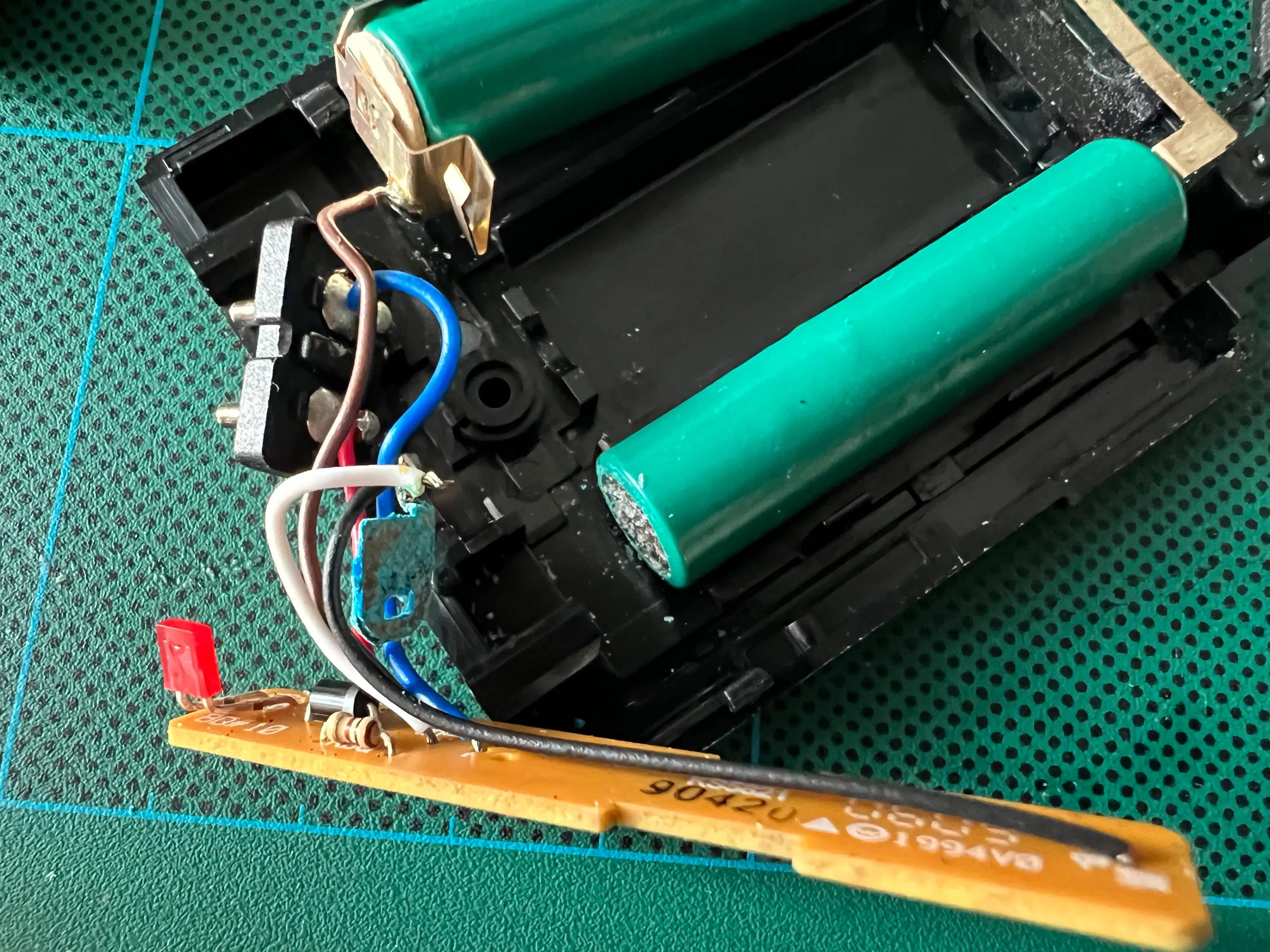 松下剃须刀es-7112拆解,松下es5821剃须刀拆解教程