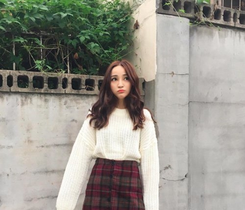 冬季半身裙怎么穿搭更好看,冬季半身裙怎么搭配上衣