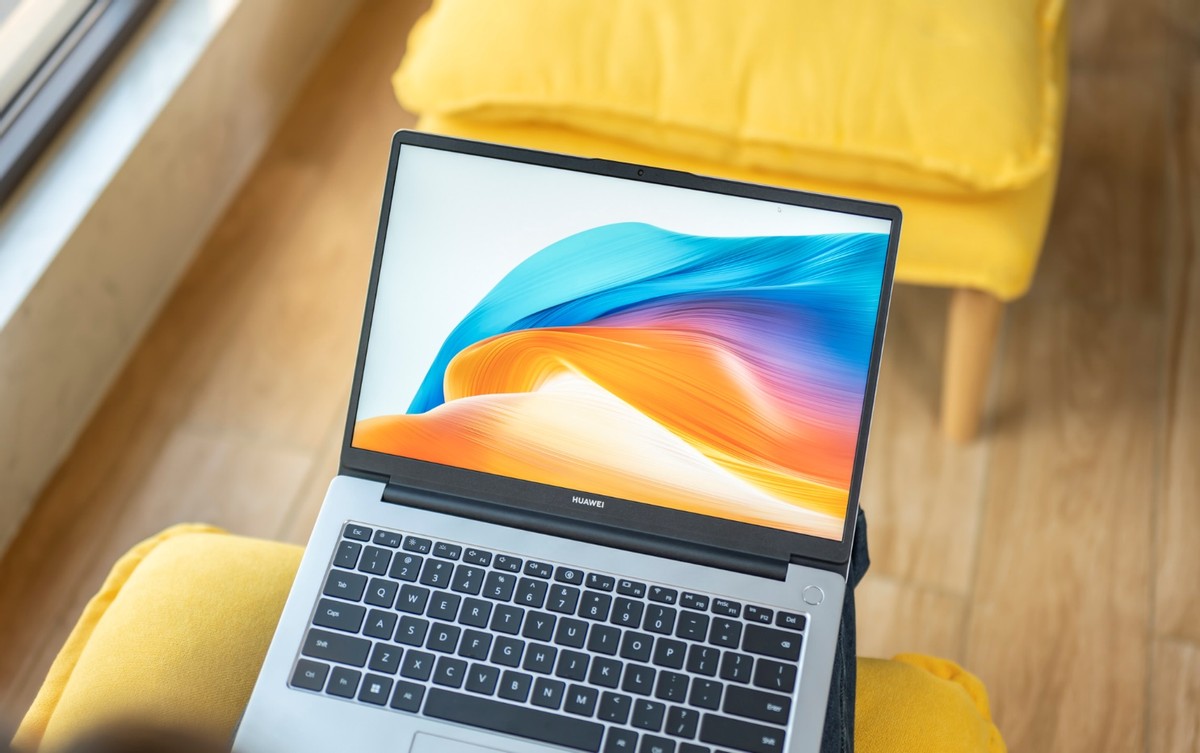 华为超联接笔记本MateBookD14评测为大学生带来校园学习新体验