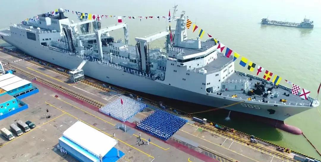 涓浗涔颁箤鍏嬪叞鑸┖姣嶈埌,鍚戜箤鍏嬪叞璐拱澶氬皯鑹樿ˉ缁欒埌