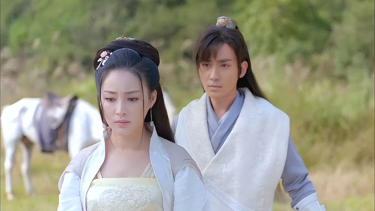 萧逸和金庸谁厉害,金庸和萧逸的武侠