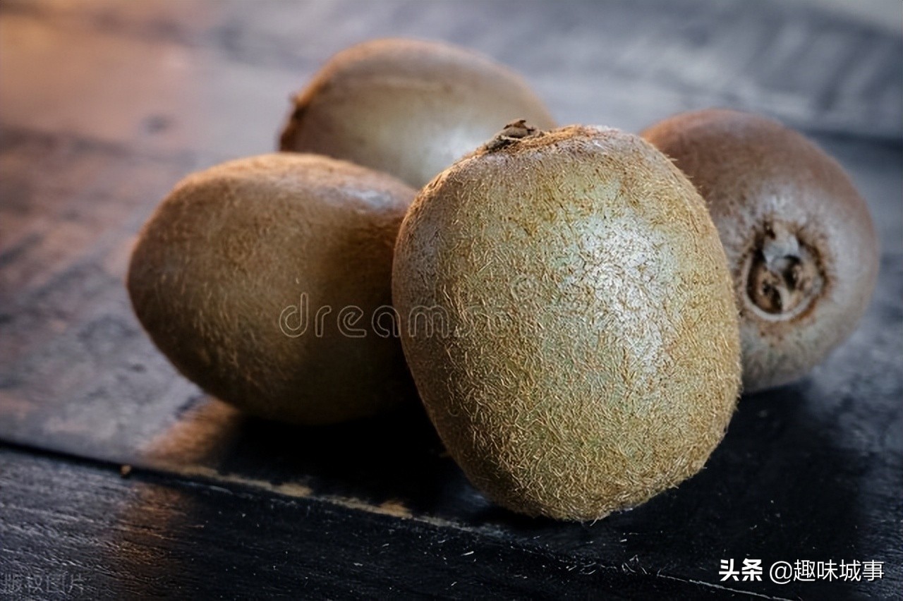 喝什么牛奶可以美白又不会变胖,美白有效方法吃的或喝的