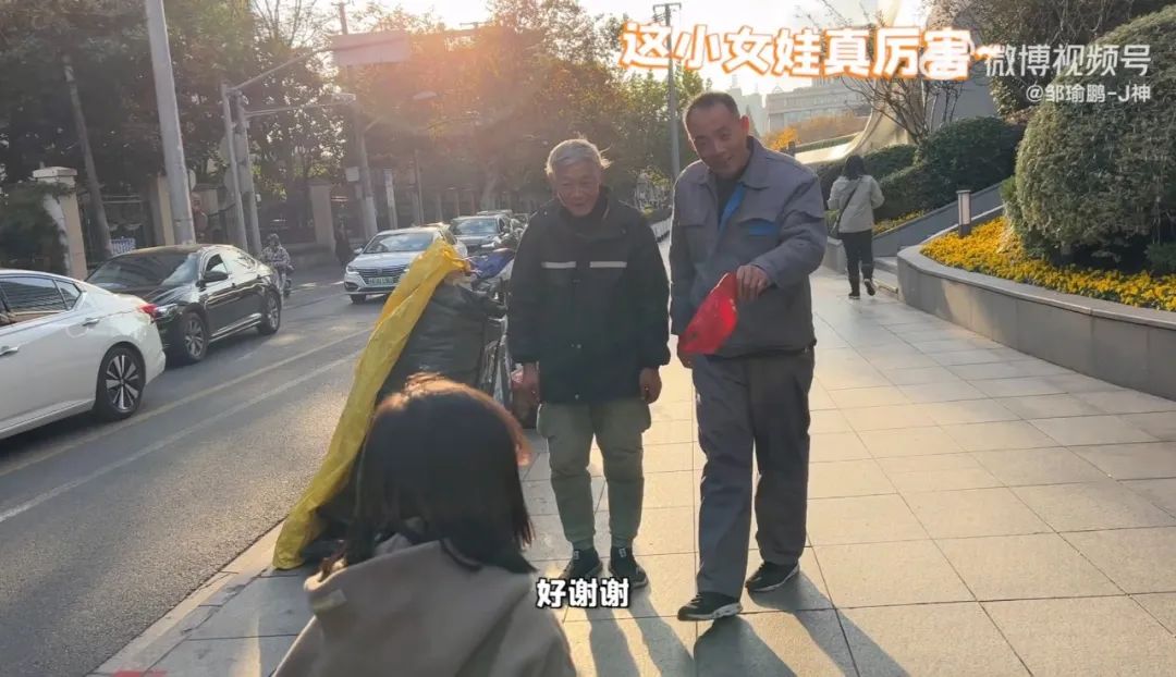 拍欧阳娜娜的小摄影师,年龄最小的摄影网红