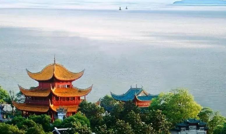 杜甫最有名的十首诗句带图,杜甫最经典的七律诗30首