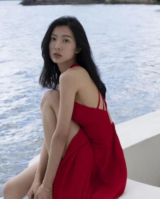 北体校花童苡萱,名字怎么读?横滨水手3-0湘南海洋,全北爆冷