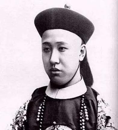 慈禧入宫前的历史,1902年慈禧光绪出入紫禁城