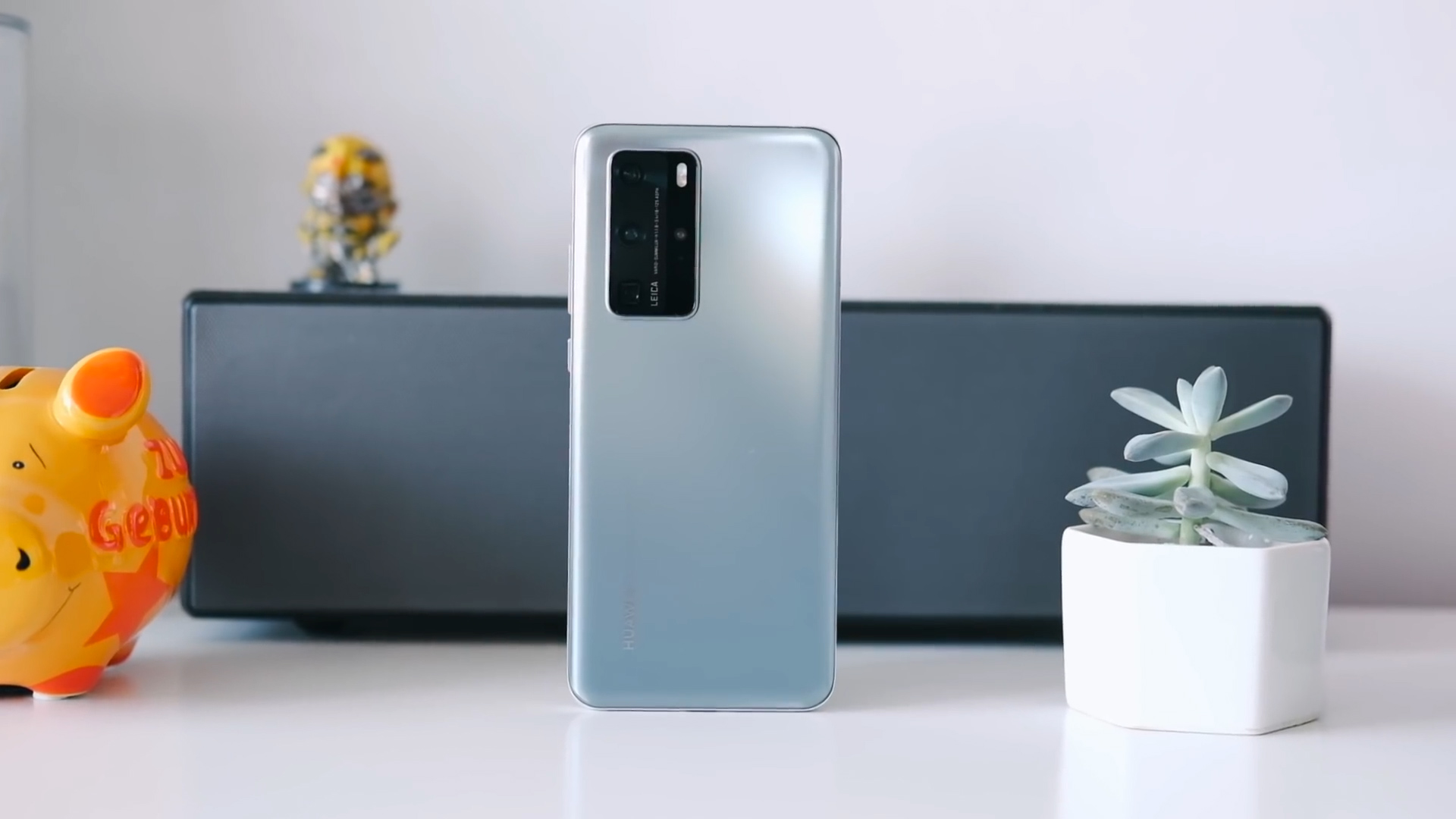 华为千元性价比最高的新机鸿蒙,从2599降到1999元千元机