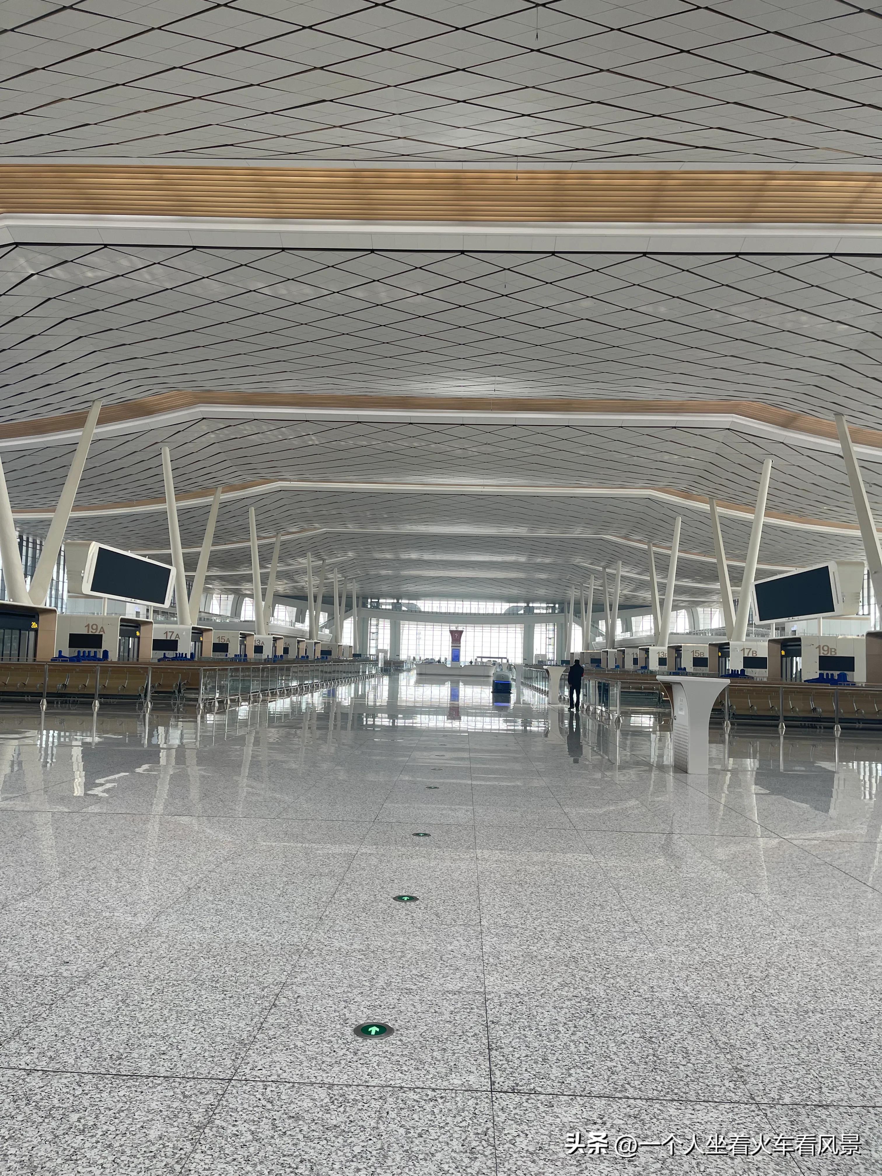 郑州航空港站有哪些线路,郑州航空港站乘车体验