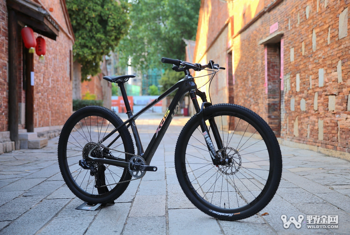 喜德盛山霸mt7口碑,喜德盛mt3山霸碳纤维山地车