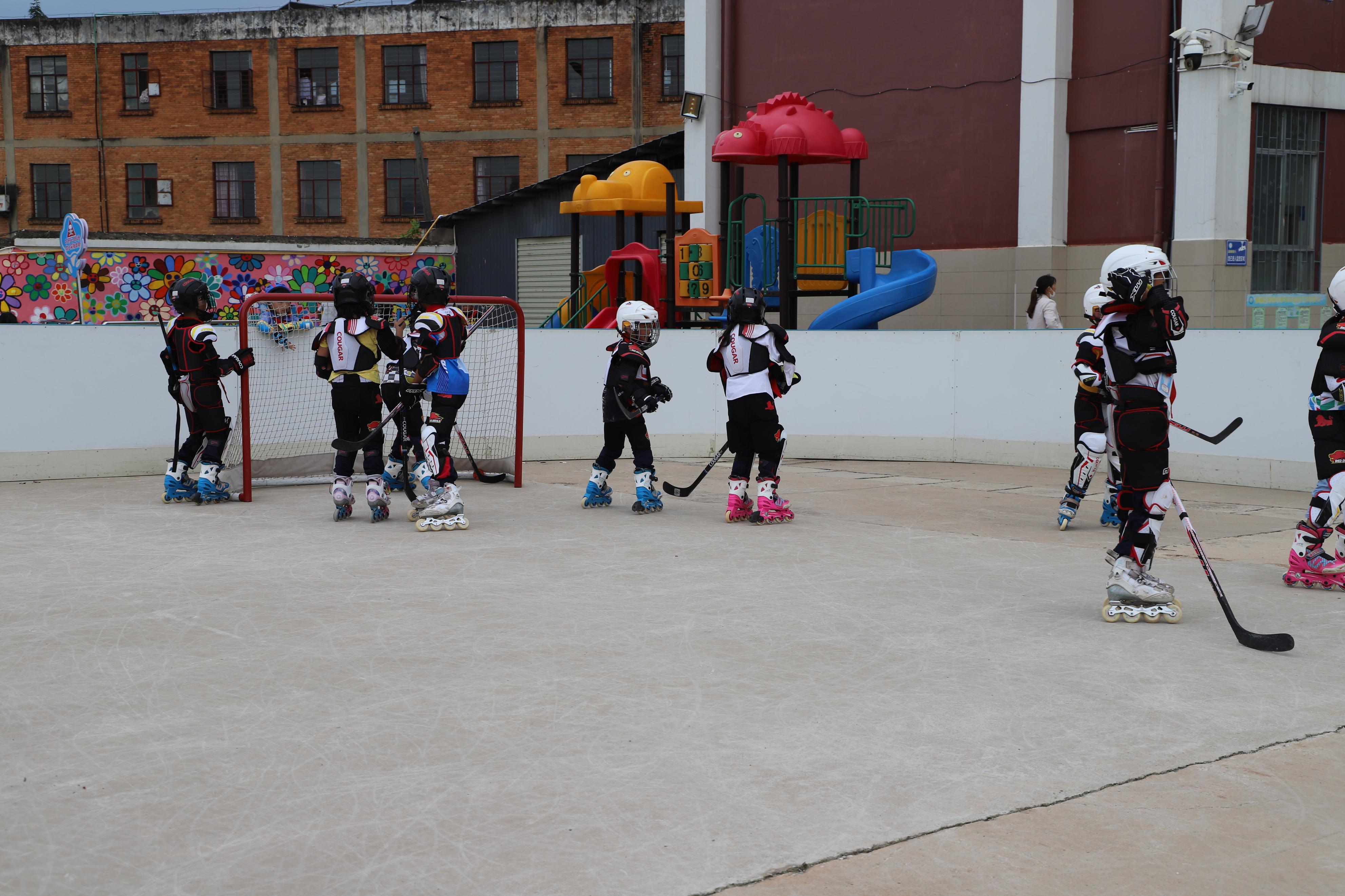 快快乐乐运动踏踏实实学习麒麟区丰富课后活动为“双减”安装“弹射器”