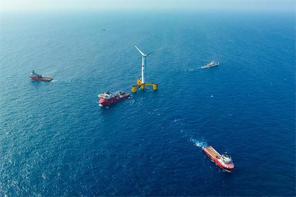 我国首座深远海浮式风电平台,我国首个漂浮式海上风电平台