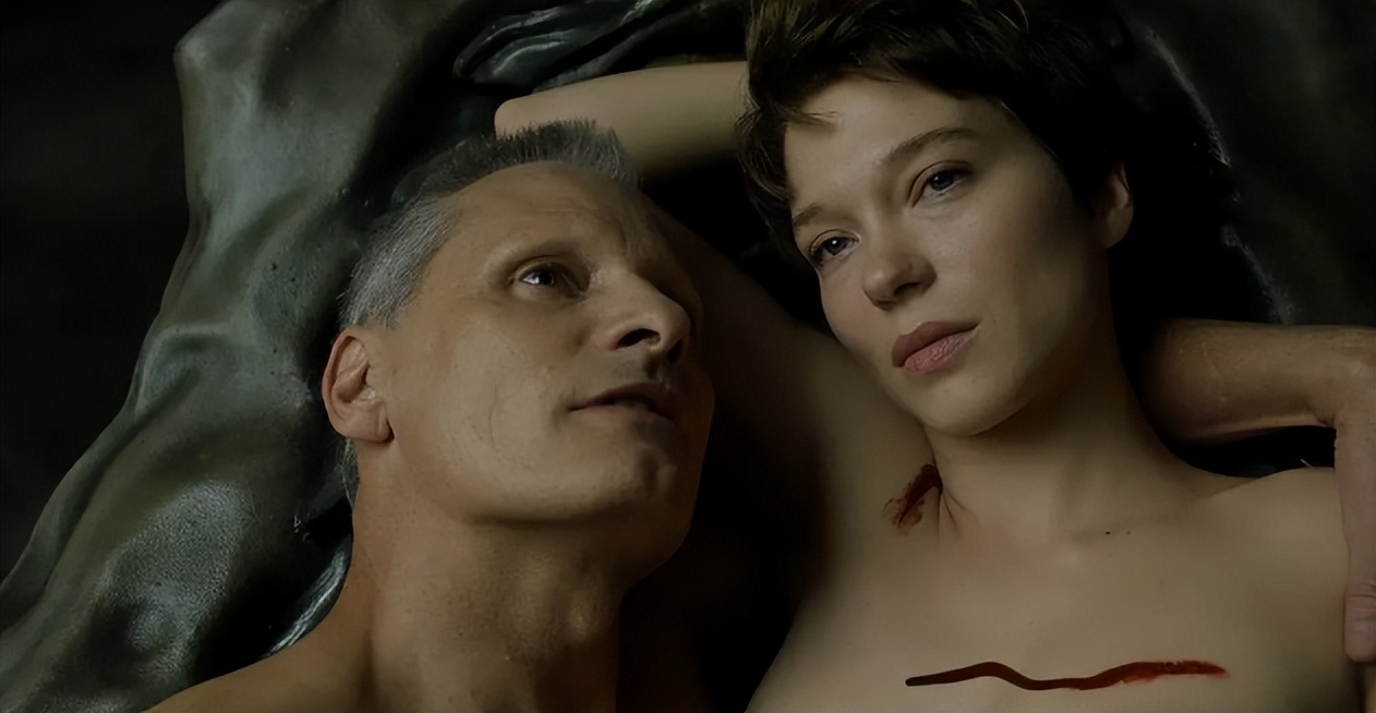 顶级性感女神新剧,又疯又猛尺度还大!