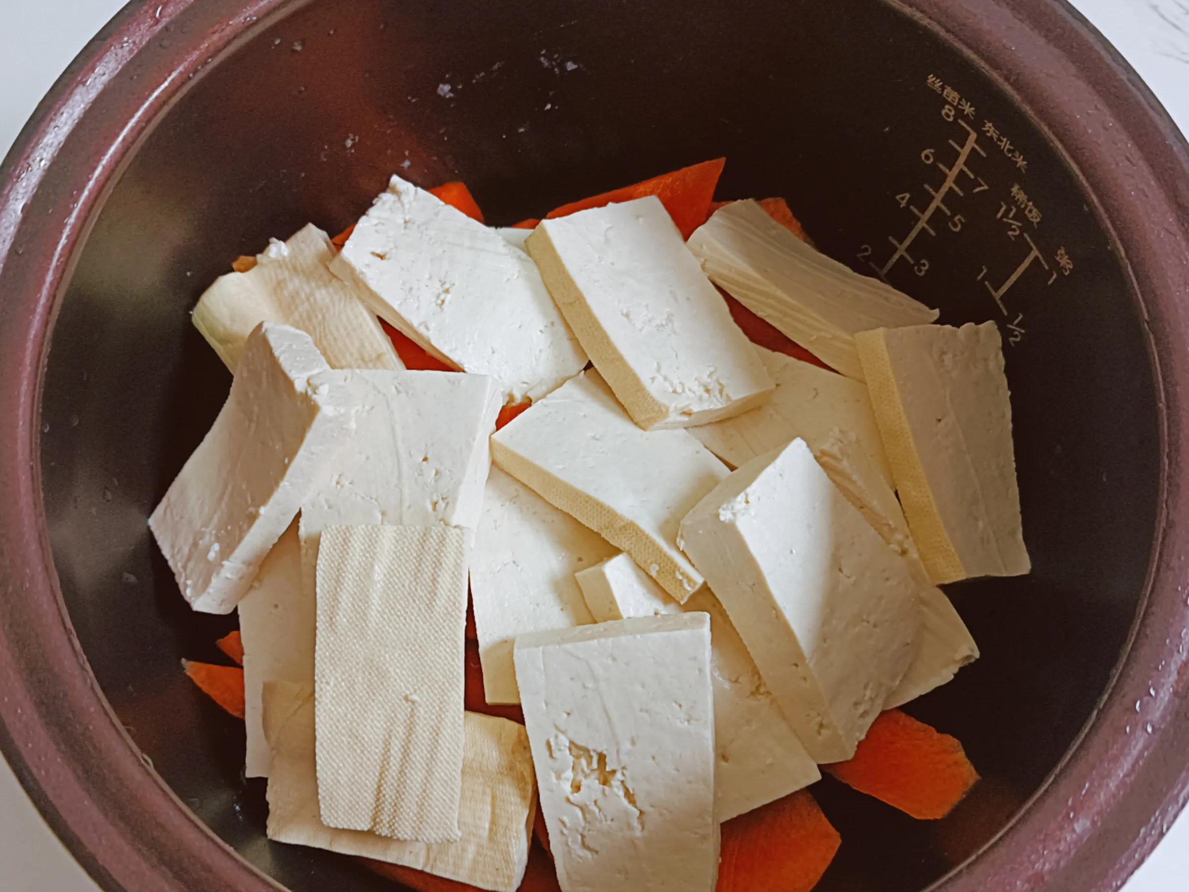 羊肉胡萝卜白萝卜汤的功效和作用,羊肉胡萝卜粉条山药能一起熬汤吗