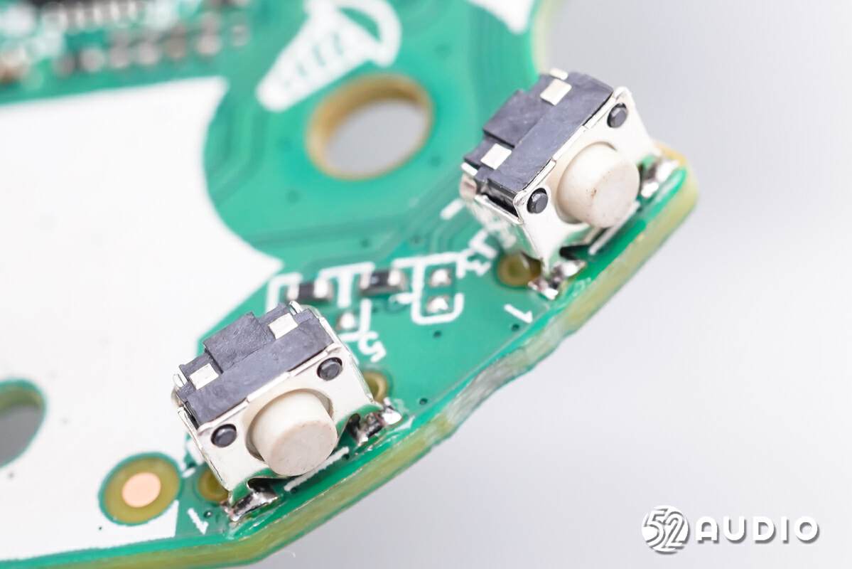 索尼srs-xb01便携式无线蓝牙音箱,索尼srsxb13和xb100哪个好