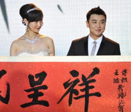 乒乓球冠军王皓简历,奥运冠军王皓和妻子现状