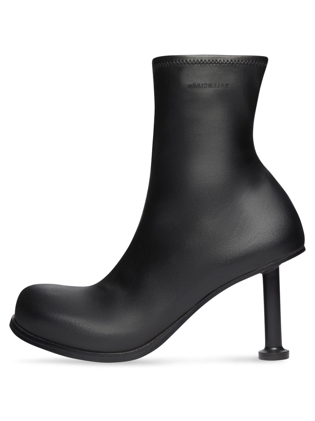 米奇第一次见到米妮,当米奇遇见了米妮