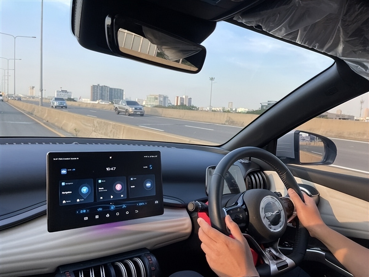 奥迪4s店维修猫腻,奥迪4s店修车有猫腻吗