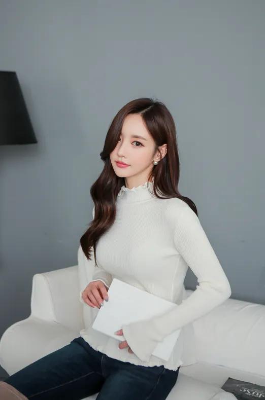 孙允珠高领修身毛衣美图,孙允珠高清美图