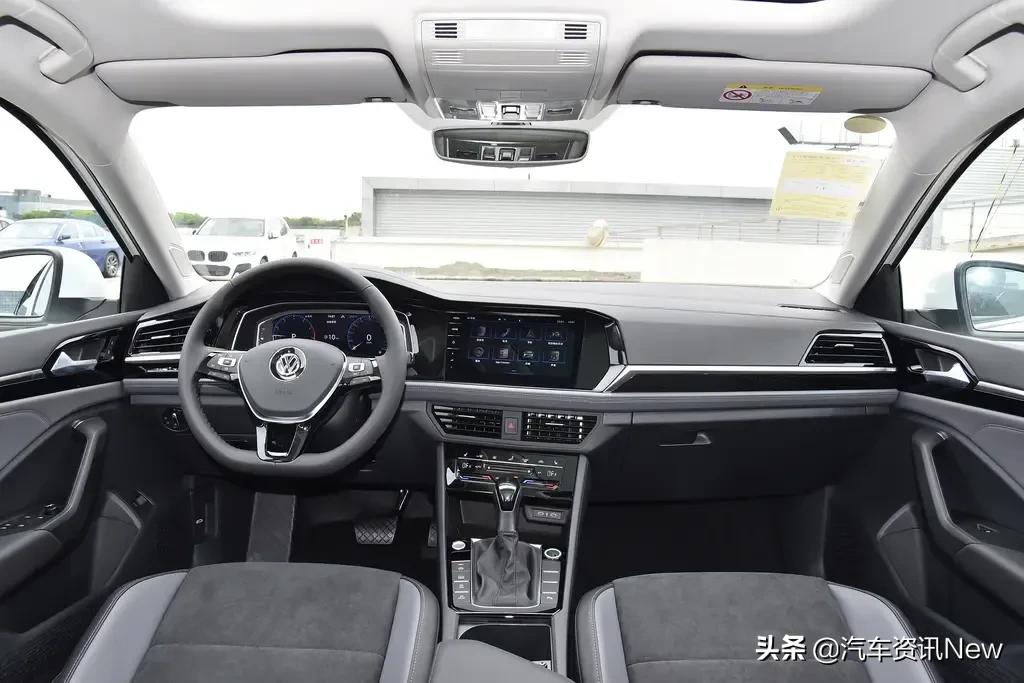 一汽大众速腾卓越版价格,速腾卓越版s挡驾驶