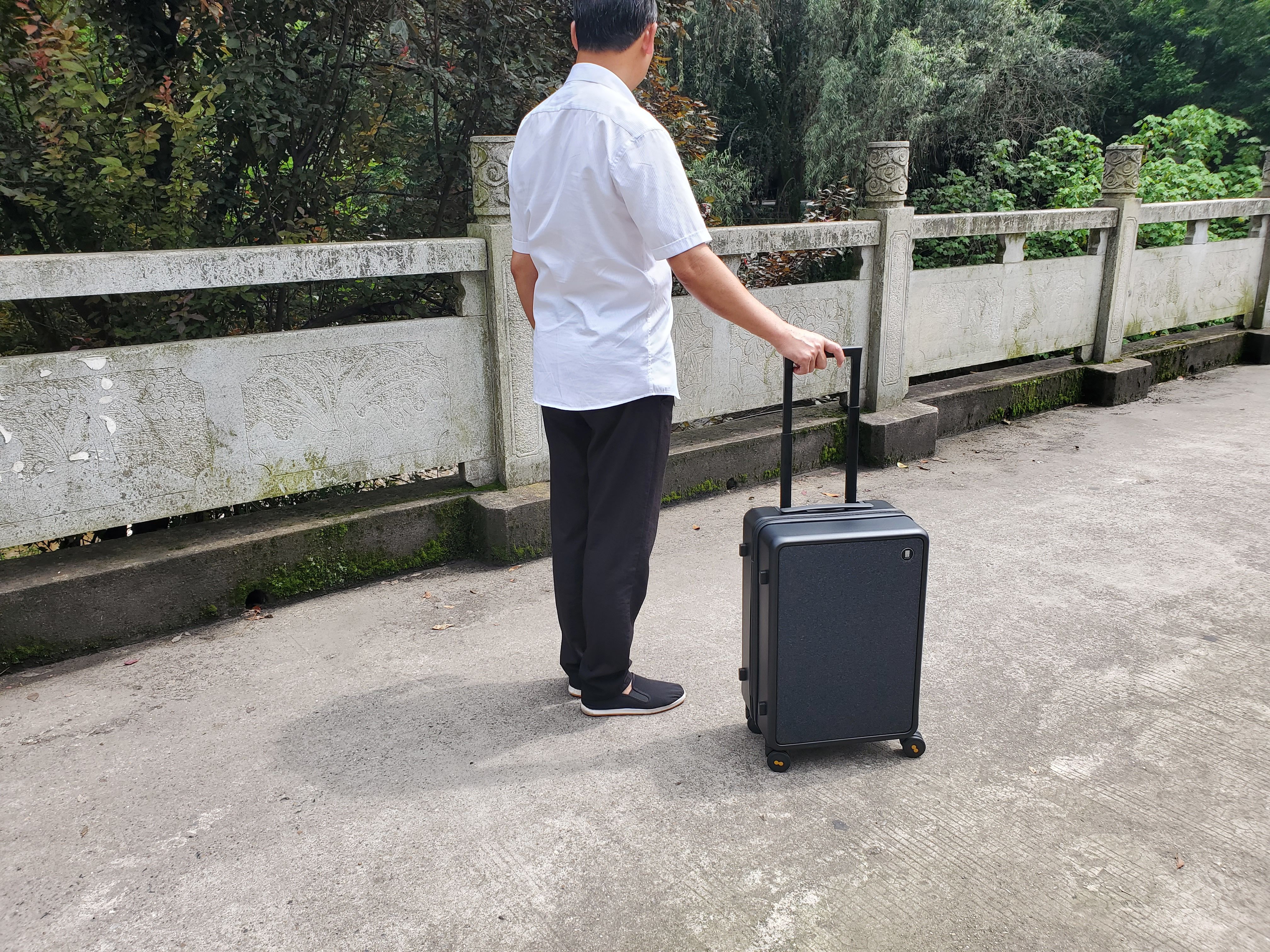 重新定义高端行李箱-地平线8号城市脉搏系列行李箱体验