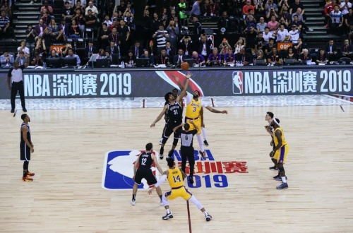 詹姆斯nba中国行,詹姆斯中国行2019深圳打球