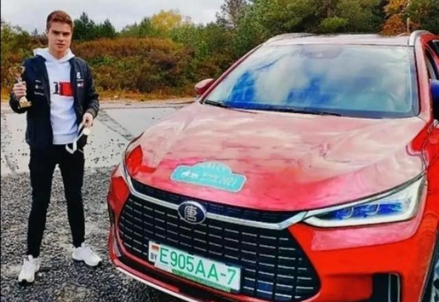 比亚迪汉EV运到白俄罗斯卖70万！在国内微利销售，出口收割老外？