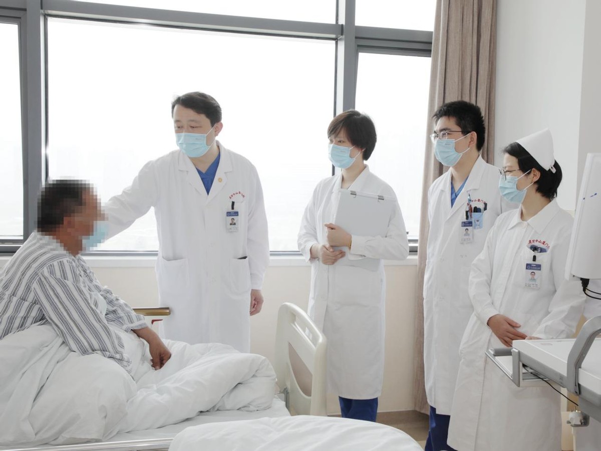 陈巍峰医生怎么样,中山医院内镜科陈巍峰