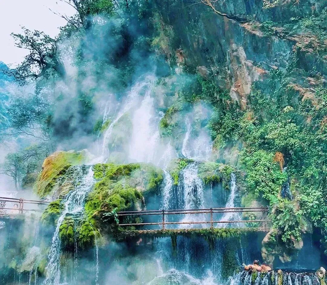 四川旅游攻略56人团,四川旅游4天3晚旅游攻略请收藏