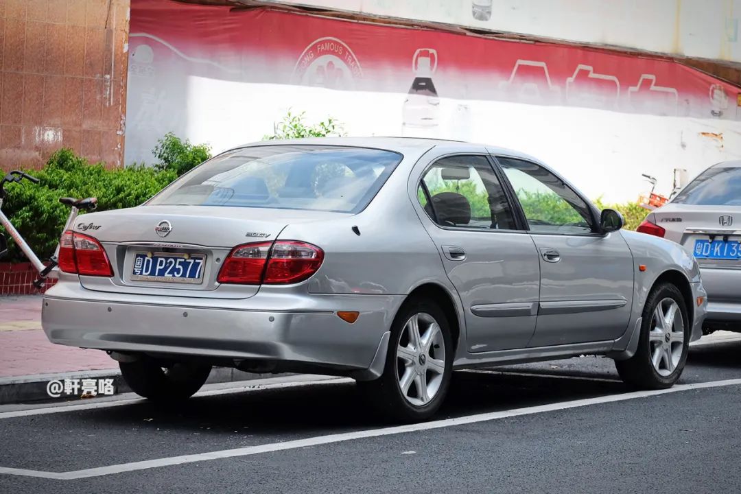 日产nissan老款改装,老款尼桑风度轿车系列大全