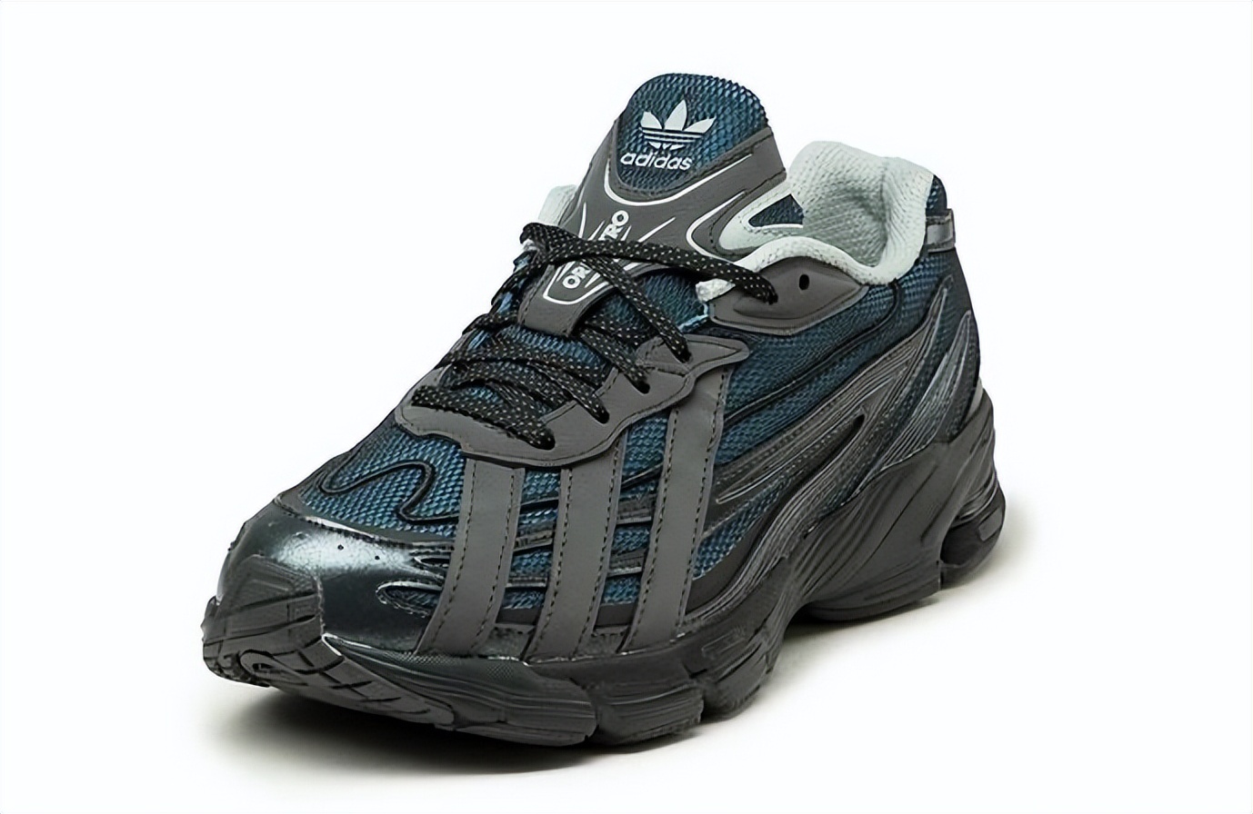 阿迪达斯最好看的板鞋推荐,阿迪最好穿的一款板鞋