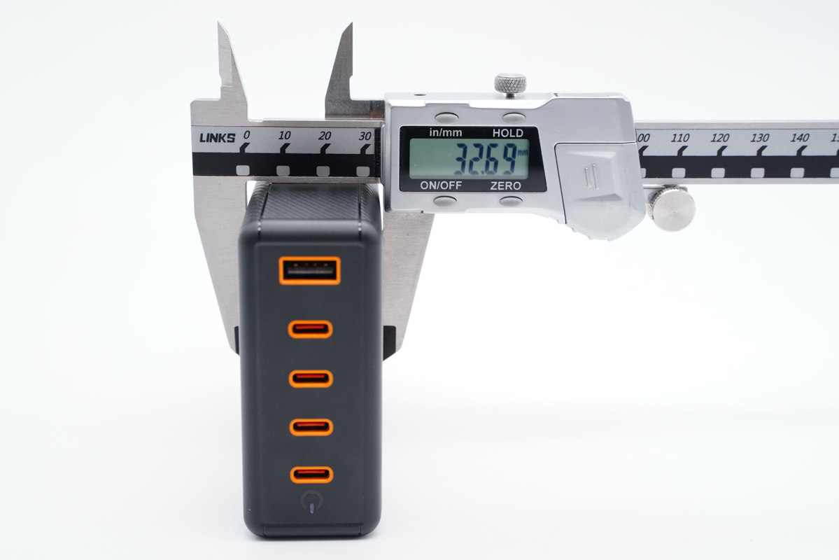 4C1A五个口，总功率达230W，华科生230W桌面充拆解