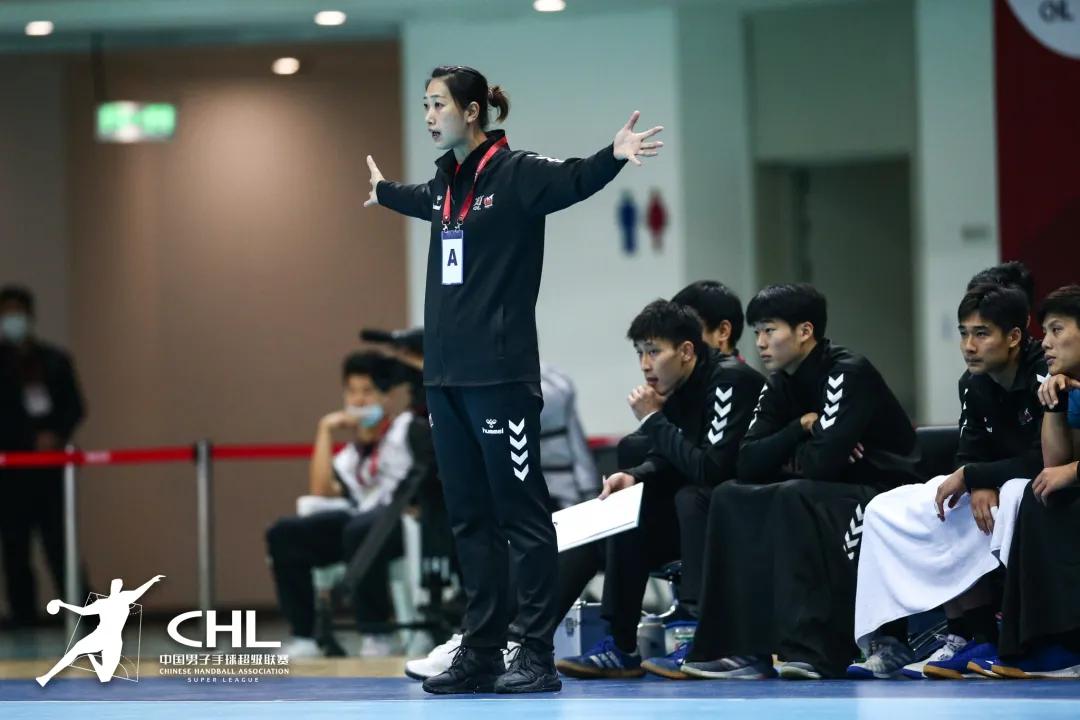 安徽男手女帅黄红：想让男手抬起头来