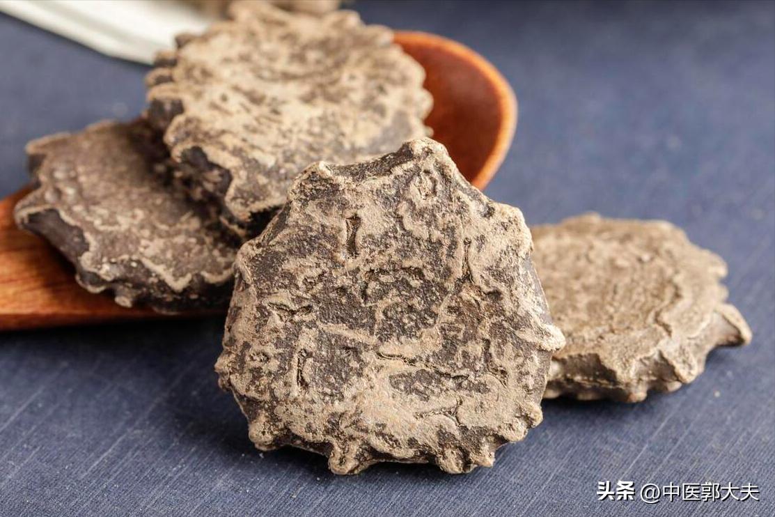 逍遥丸与小金丸能治肝血管瘤吗,逍遥丸加小金丸对肝脏有影响吗