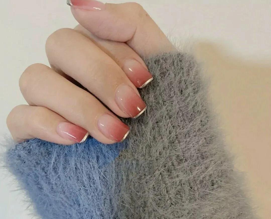 美甲盘点那些让你事半功倍的美甲,美甲新手做出来的美甲不好看