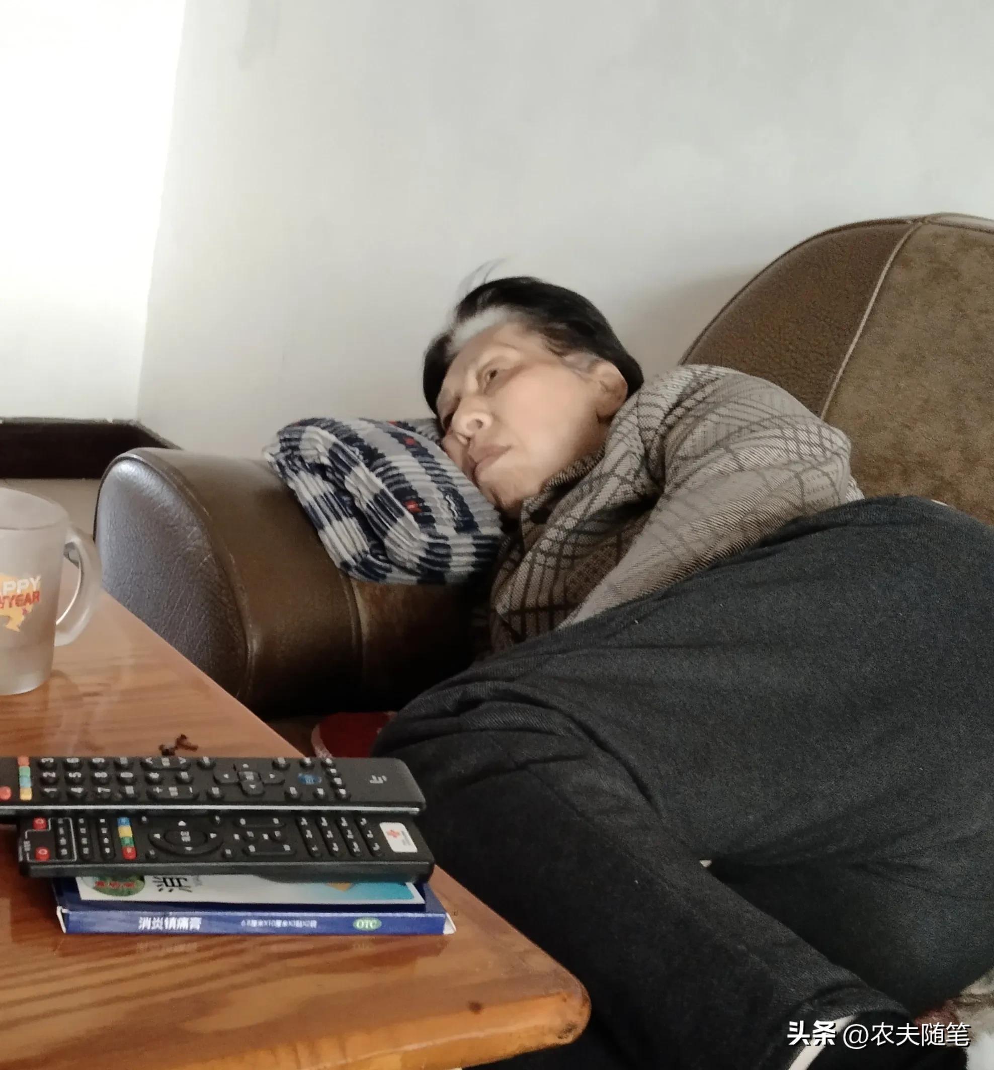 电视的声音对婴儿有影响吗,电视的声音效果