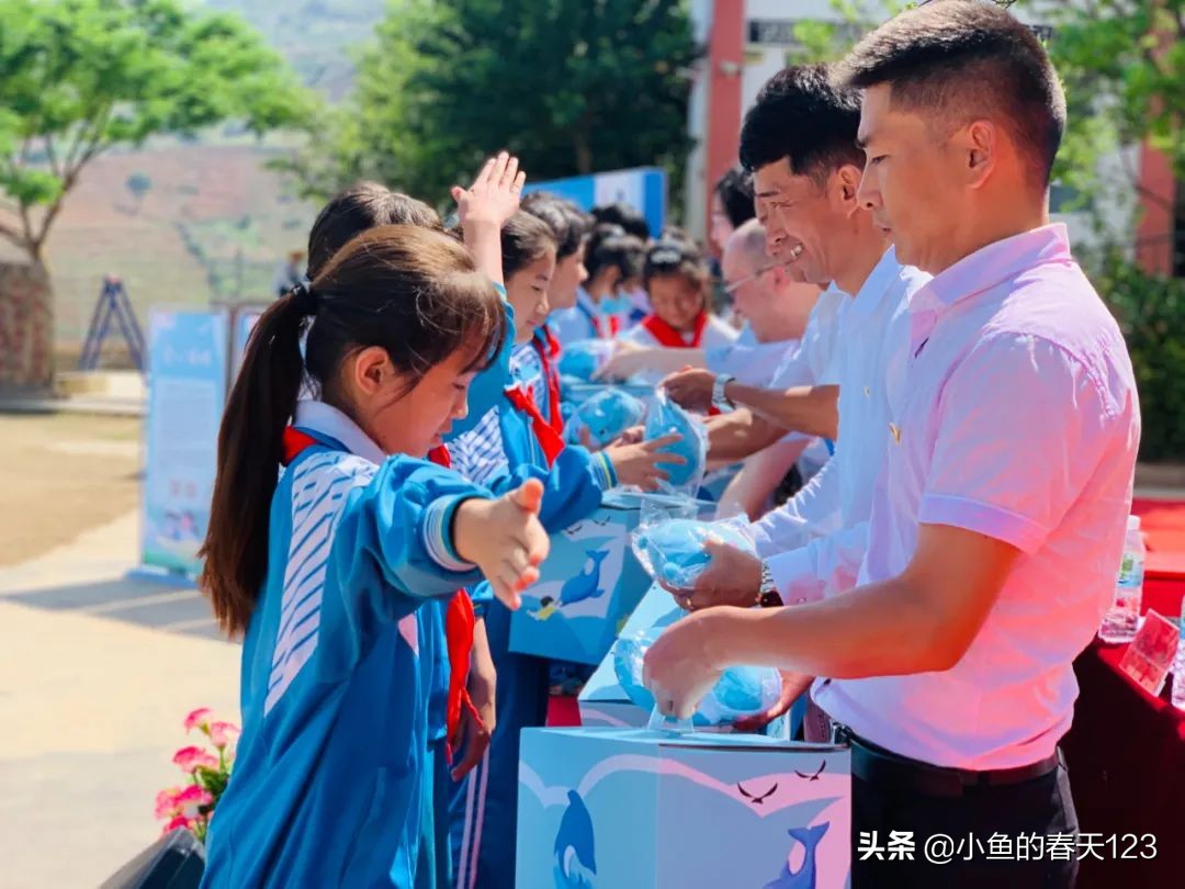 富德生命人寿2022“小海豚计划”爱心足迹|童心相连情满六一