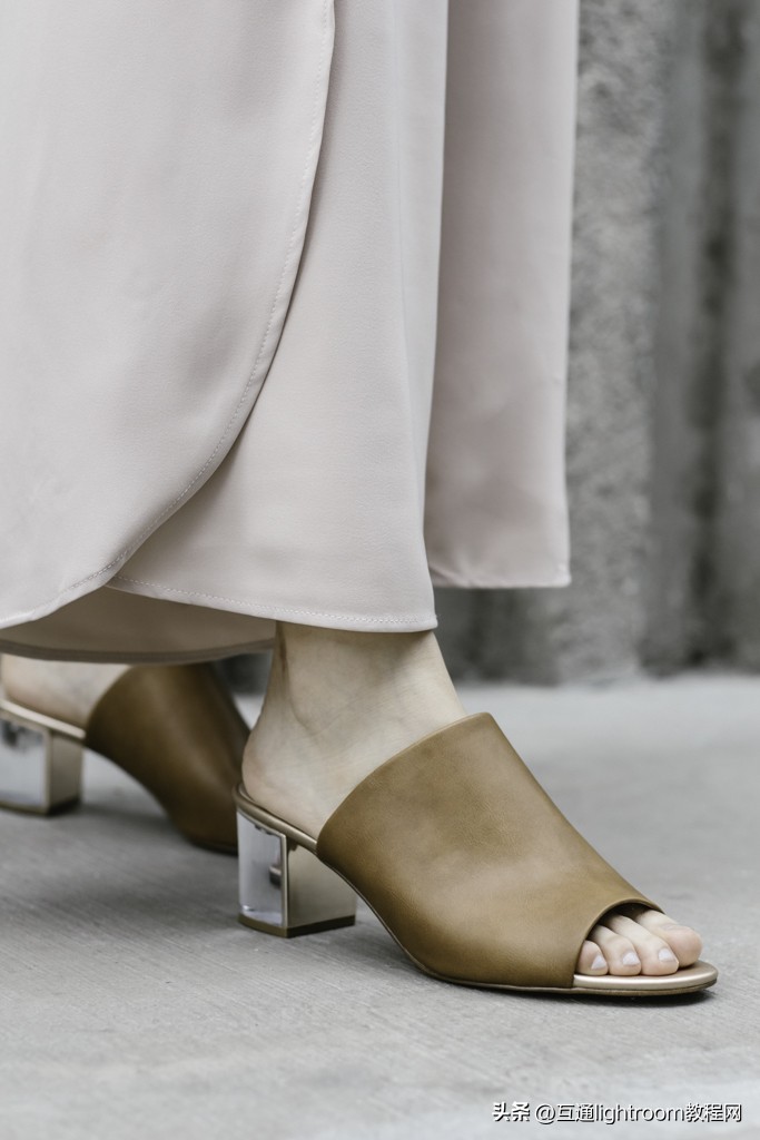 在店铺如何拍服装照片好看,室内如何拍出好看的服装照片