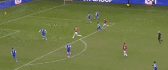 曼联0-3惨败纽卡赛后,曼联2-7惨败利物浦