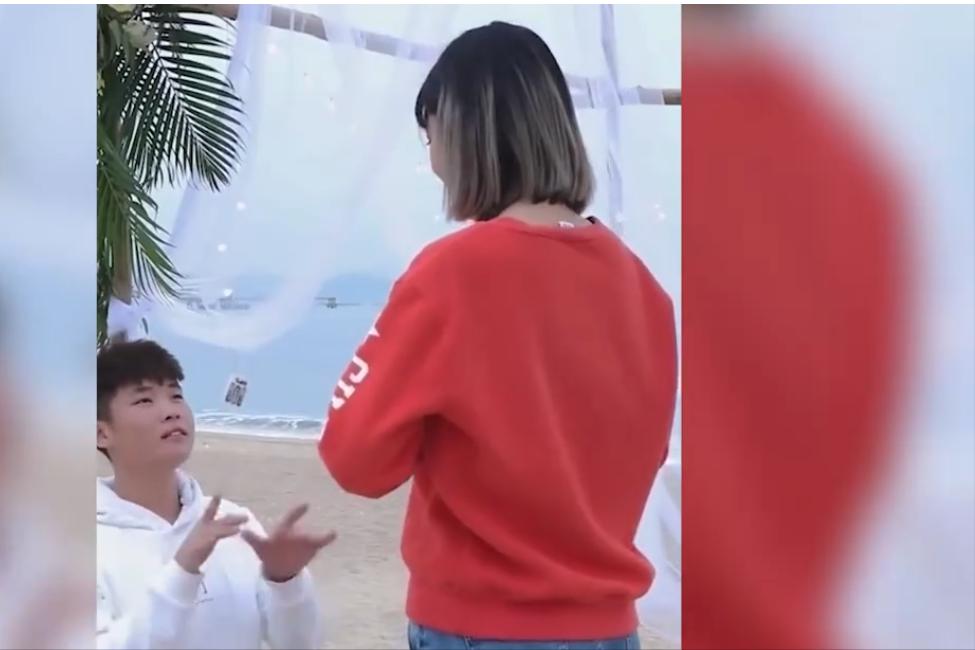 90后聋哑情侣,90后小夫妻异地恋