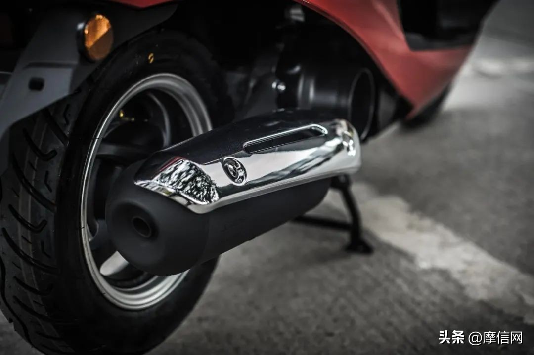 新大洲本田ns125la驾驶感受,新大洲本田NS125LA优点和缺点