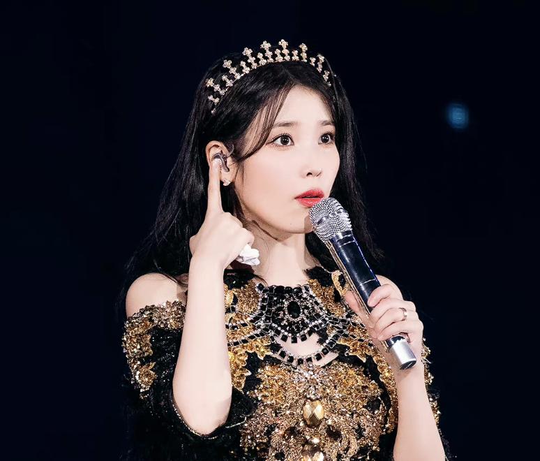 2022最后一个恋情瓜：29岁IU大方认爱，李钟硕“馒化”原是幸福肥