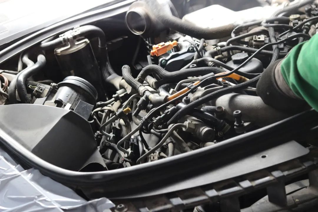 修车日记：翻新2.7T柴油版奥迪A6，二手老破车，满血再复活