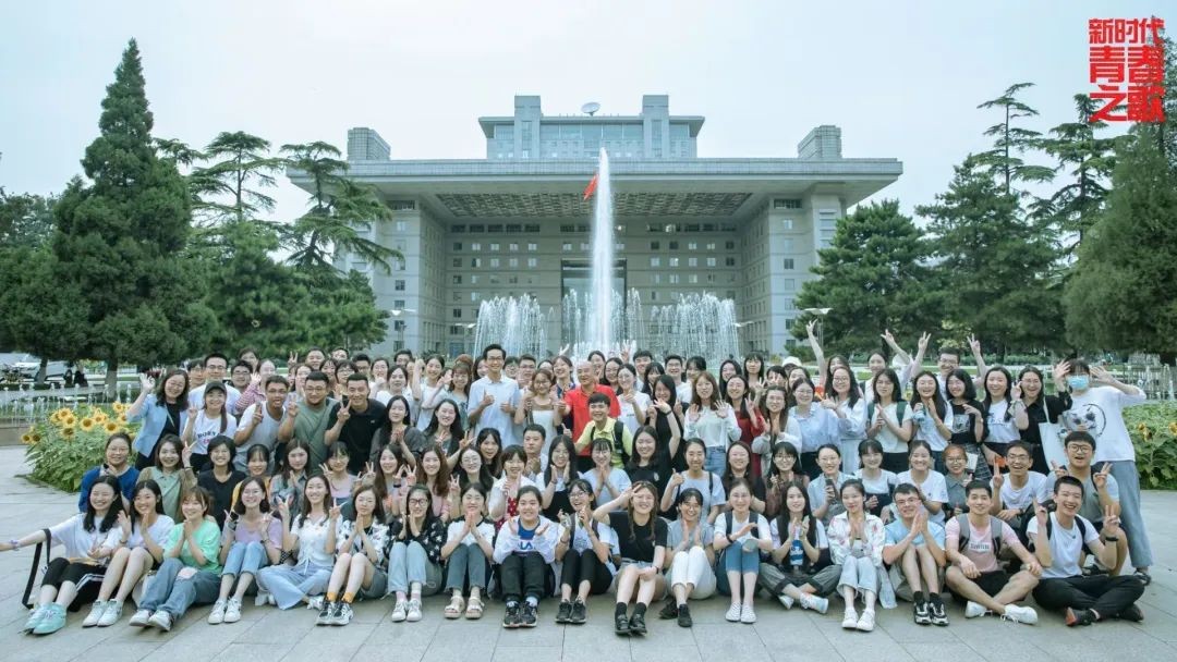 时代楷模黄文秀为原型的是什么剧,时代楷模原型电影